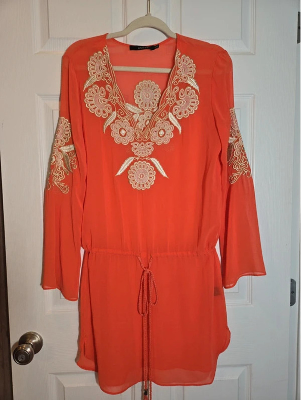 Arc & Co coral cream embroidered cover up size small